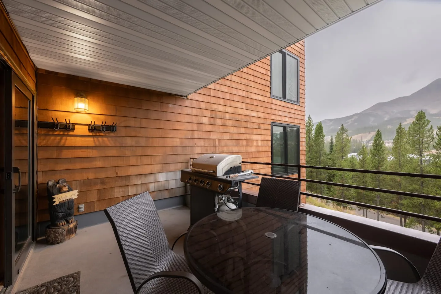 Skycrest 1712: 3 bedrooms, sleeps 7, in Big Sky, Montana