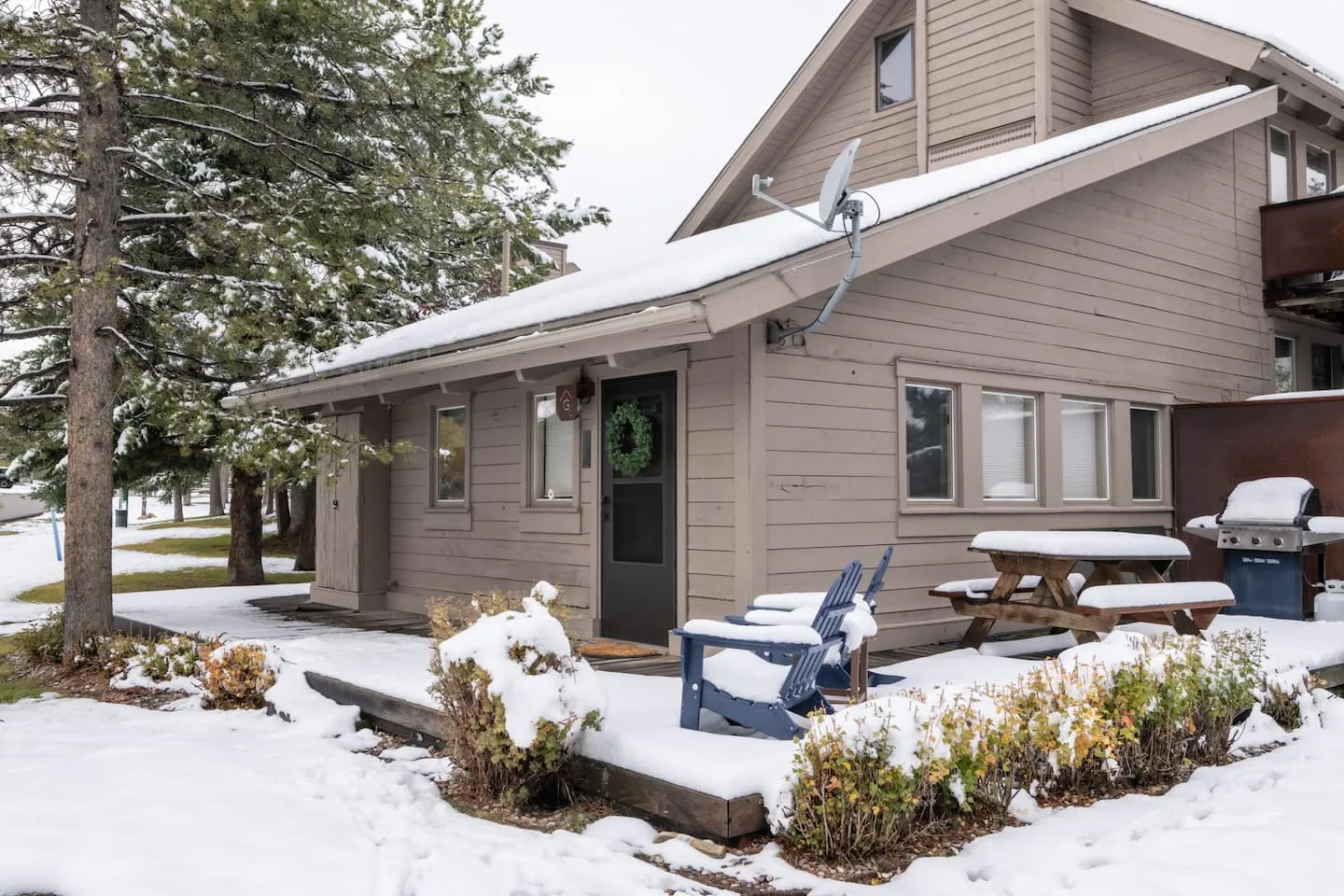 The Bear Den, Big Sky, Montana: photo 20 of 26